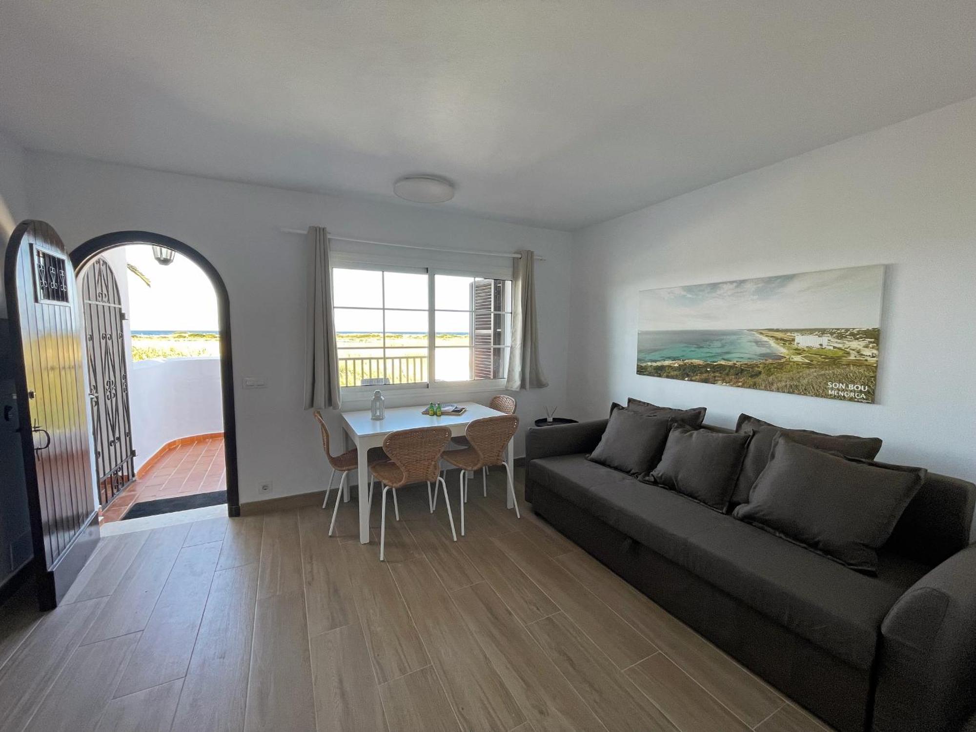 Apartamento Trini En Son Bou, Frente Al Mar, Perfecto Para Vacaciones Alaior Exterior photo