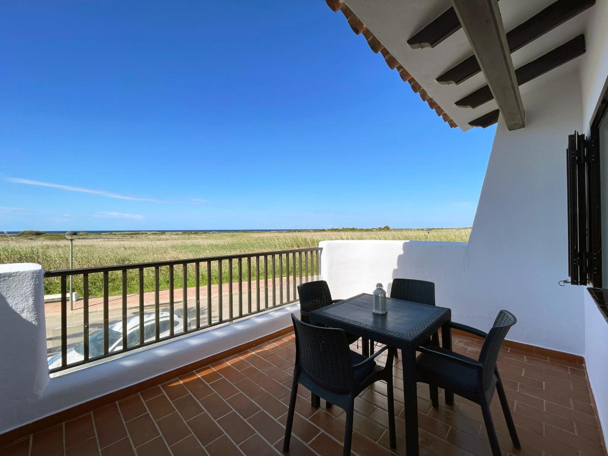 Apartamento Trini En Son Bou, Frente Al Mar, Perfecto Para Vacaciones Alaior Exterior photo